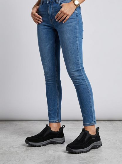 Women's Orthopedic Slip-On Walking Shoes UK – Everyday Comfort | The Maeve | Huna